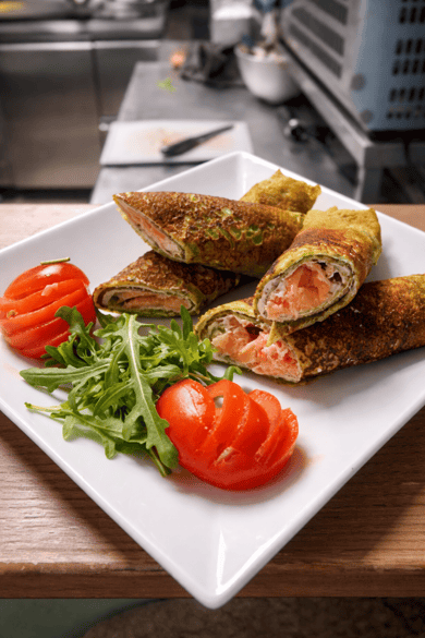 Млинці крем-сир з лососем