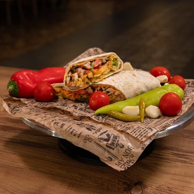 Shawarma with chicken / Шаурма с цыпленком