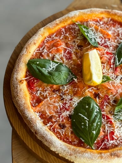 Pizza "Salmon in the Pool" з лососем