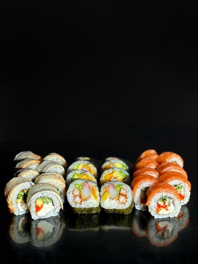 Premium сет ( 950 г / 24 шматочки)