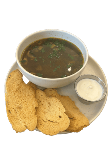 Грибна юшка зі сметаною