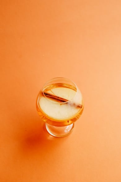 гарячий алкогольний коктейль "Яблучний Грог"