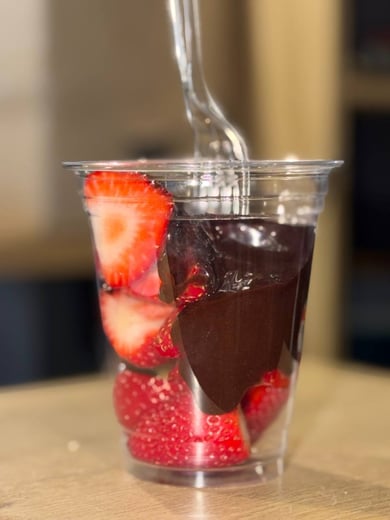 Полуниця з шоколадом