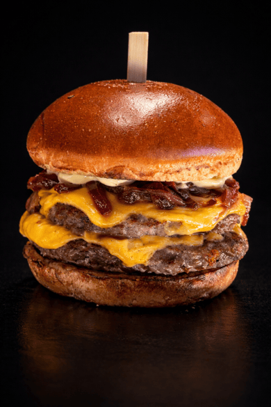 Бургер-биф з карамелізованою цибулею і ананасом NEW (490g)