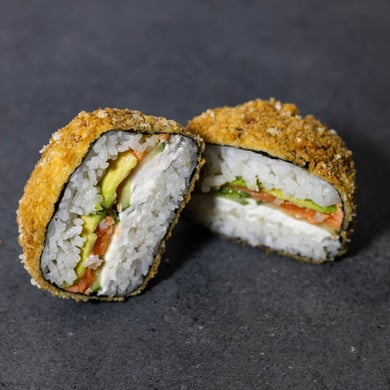 Суші бургер з лососем