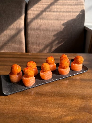 Рол Амбасадор з аранчині