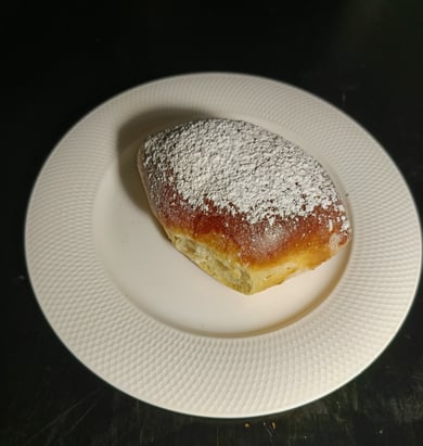 Булочка з повидлом