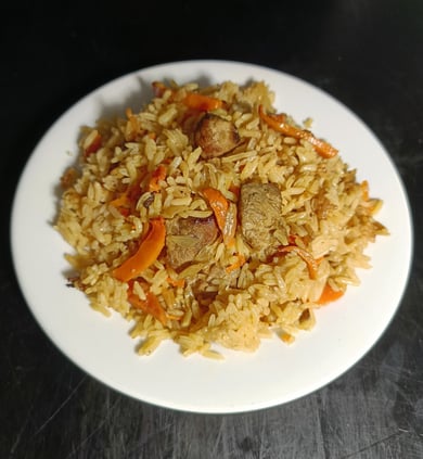 Плов зі свининою