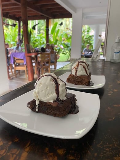 Brownie con Helado