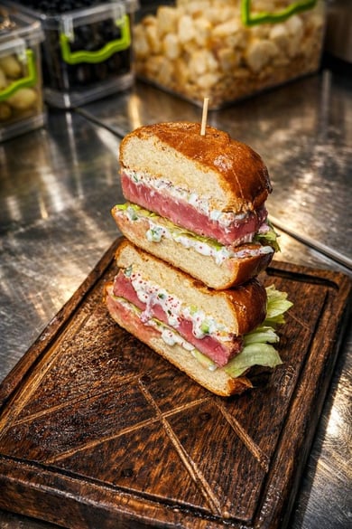 Бургер туна-стейк