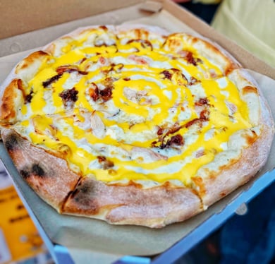 Піца Cheesy Chick