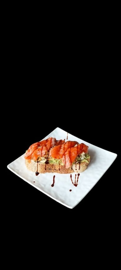 Авокадо тост з лососем