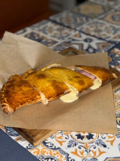 НОВИНКА! Хачапурі гвезелі з яйцем та беконом 450г.