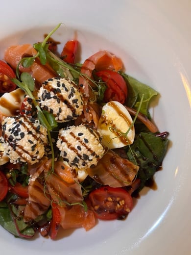 Салат з лососем 260г