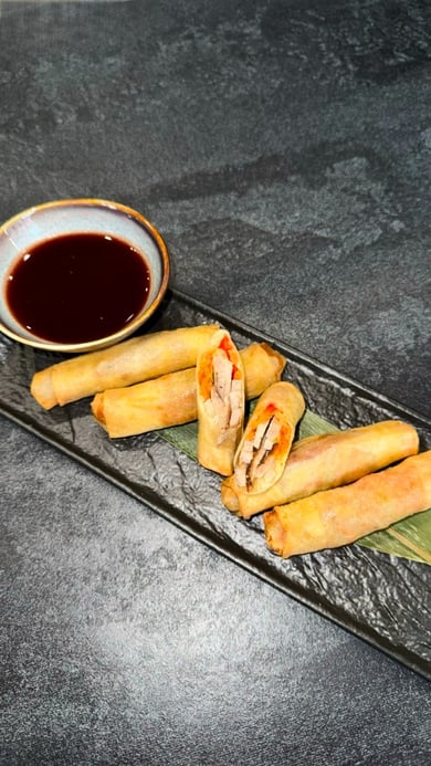 Теплий спрінг-рол з качкою та овочами (5шт)