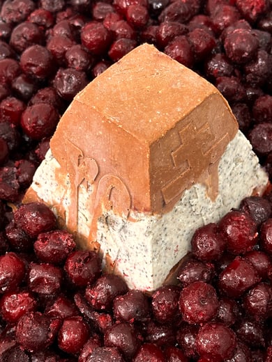 Паска Вишня-шоколад-мак