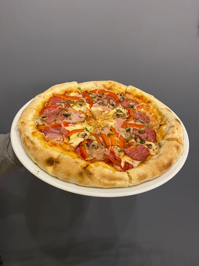 Піца Леонардо