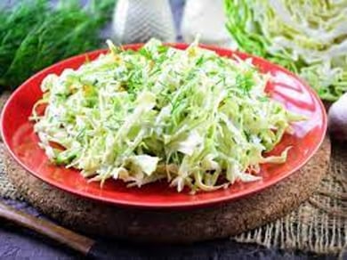 Салат із ранньої капусти з кропом 50г